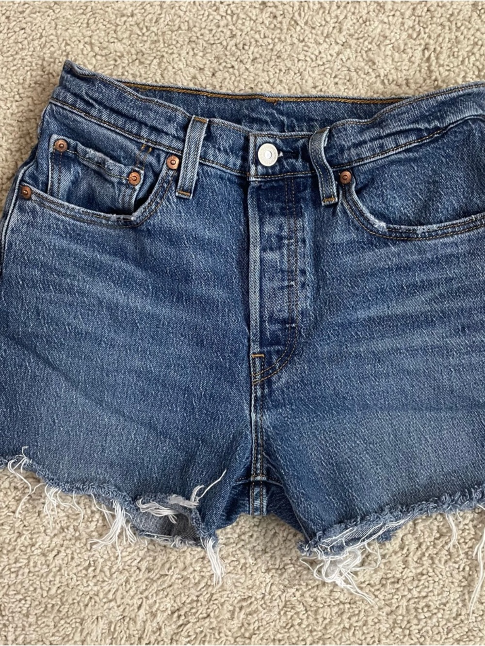 CLASSIC Women's LEVIS 501 High Rise Waist DENIM Cut-Off JEAN Button Fly SHORTS
